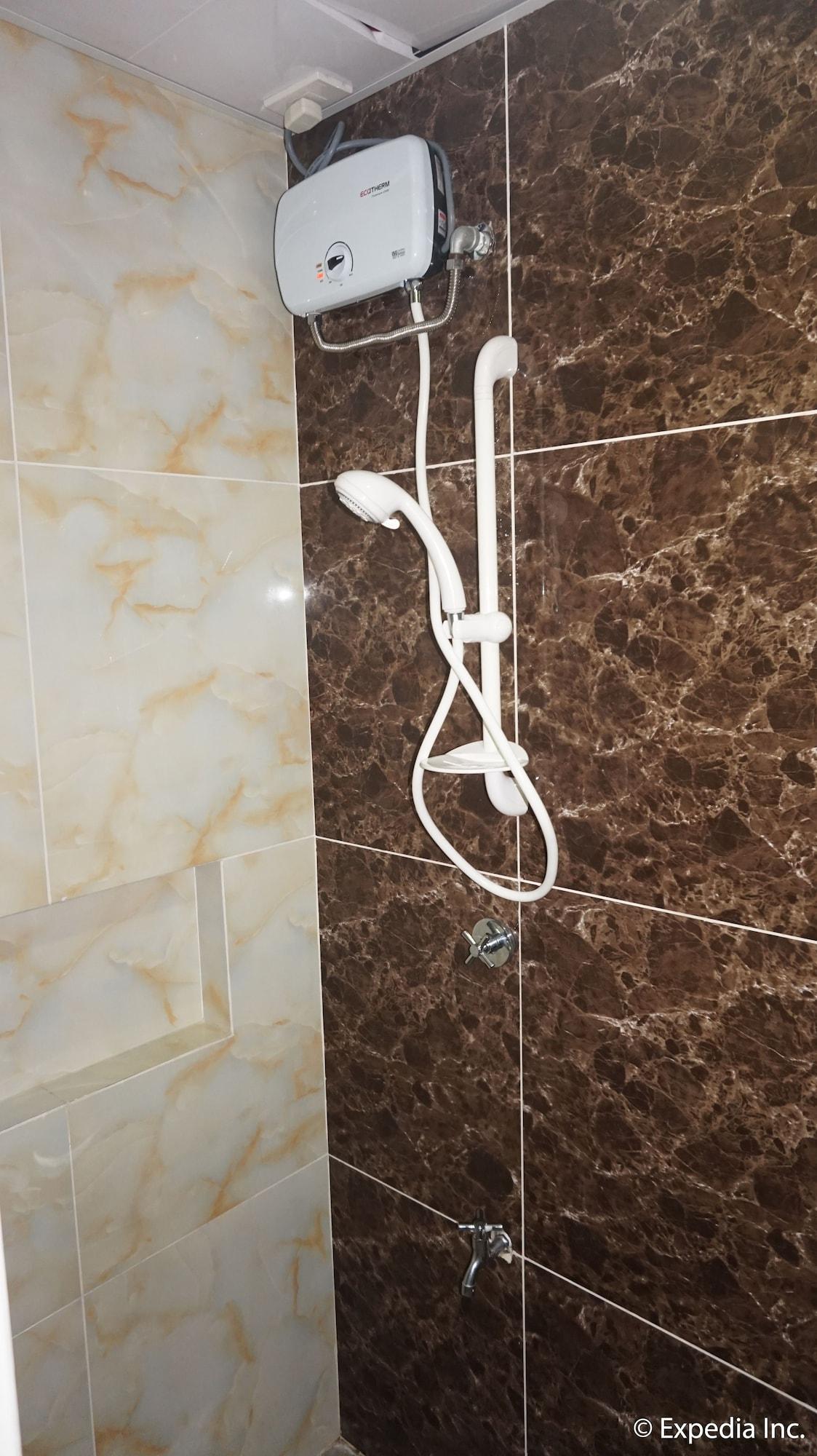 퍼시픽 파크 호텔 케손시티 외부 사진